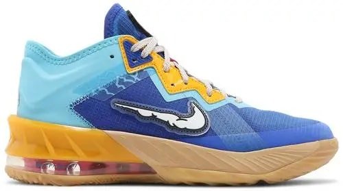 Giày Nike Space Jam x LeBron 18 Low GS 'Wile E. x Roadrunner' DJ3760-401 — kich-thuoc: 36 Giày Nike Space Jam x LeBron 18 Low GS 'Wile E. x Roadrunner' DJ3760-401 — kich-thuoc: 36