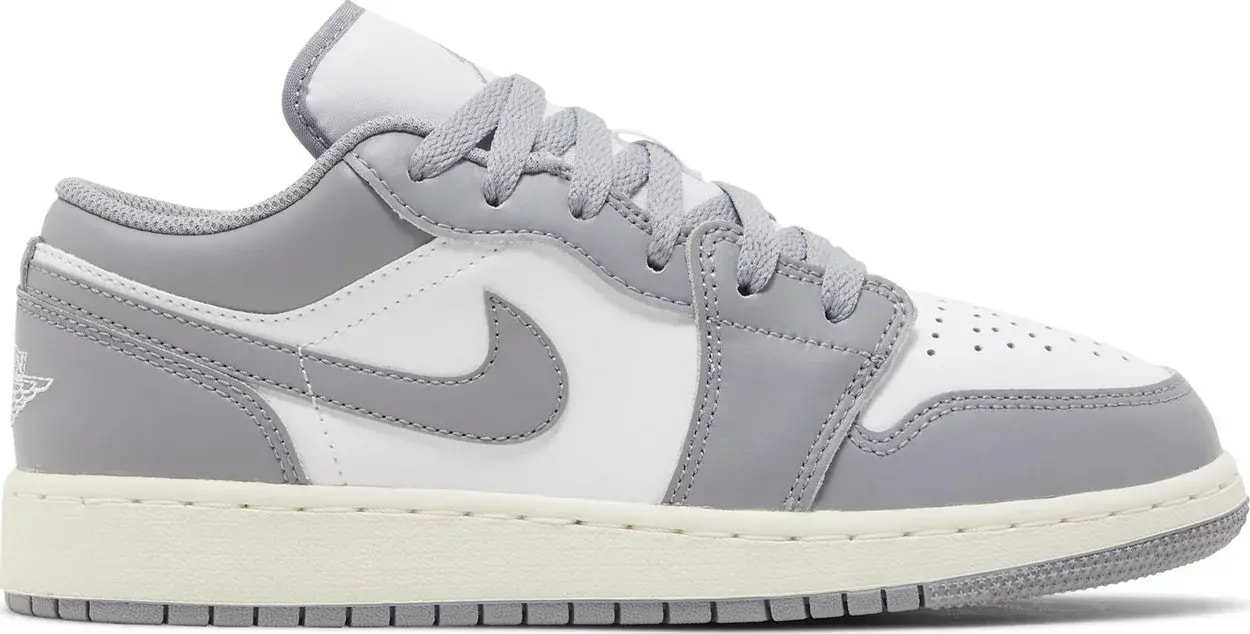 Giày Nike Air Jordan 1 Low (GS) 'Vintage Grey' 553560-053 — kich-thuoc: 36.5 Giày Nike Air Jordan 1 Low (GS) 'Vintage Grey' 553560-053 — kich-thuoc: 36.5