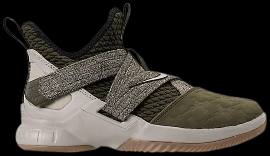 Giày Nike LeBron Soldier 12 GS 'Land and Sea' AA1352-300 — kich-thuoc: 36.5 Giày Nike LeBron Soldier 12 GS 'Land and Sea' AA1352-300 — kich-thuoc: 36.5