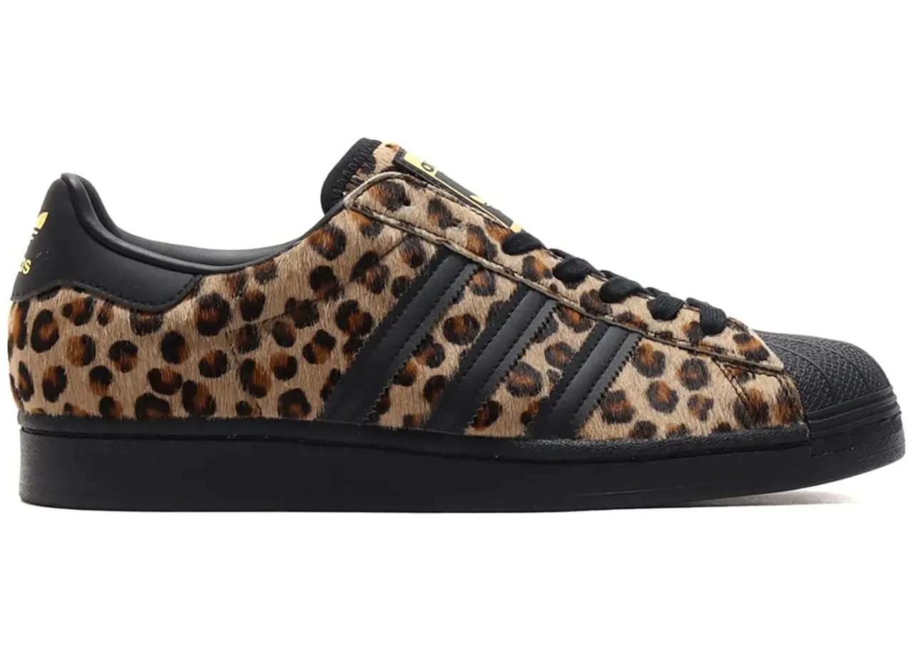 Giày Adidas Atmos x Superstar 'Cheetah' H67529 — kich-thuoc: lien-he-order Giày Adidas Atmos x Superstar 'Cheetah' H67529 — kich-thuoc: lien-he-order