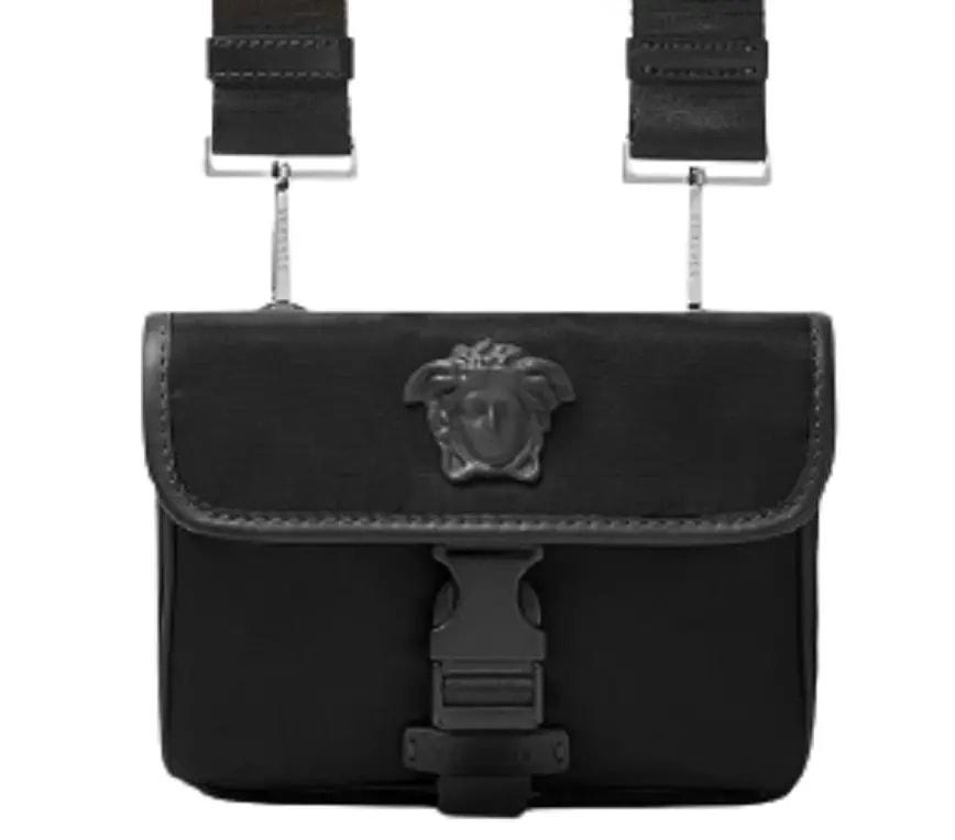 Túi Versace La Medusa Nylon Small Messenger Black 1000727-DNY8ME-D41NP — kich-thuoc: lien-he-order Túi Versace La Medusa Nylon Small Messenger Black 1000727-DNY8ME-D41NP — kich-thuoc: lien-he-order