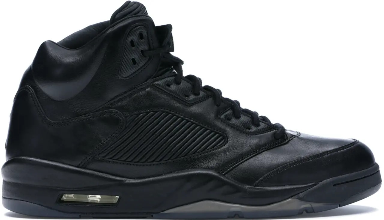 Giày Nike Air Jordan 5 Retro Premium 'Triple Black' 881432-010 — kich-thuoc: 42 Giày Nike Air Jordan 5 Retro Premium 'Triple Black' 881432-010 — kich-thuoc: 42