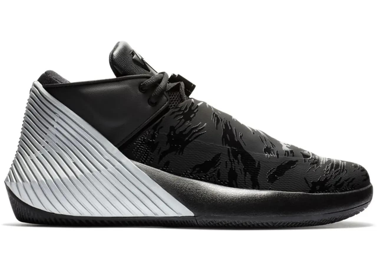 Giày Nike Why Not Zer0.1 Low TB 'Black Metallic Silver' AQ9682-001 Giày Nike Why Not Zer0.1 Low TB 'Black Metallic Silver' AQ9682-001