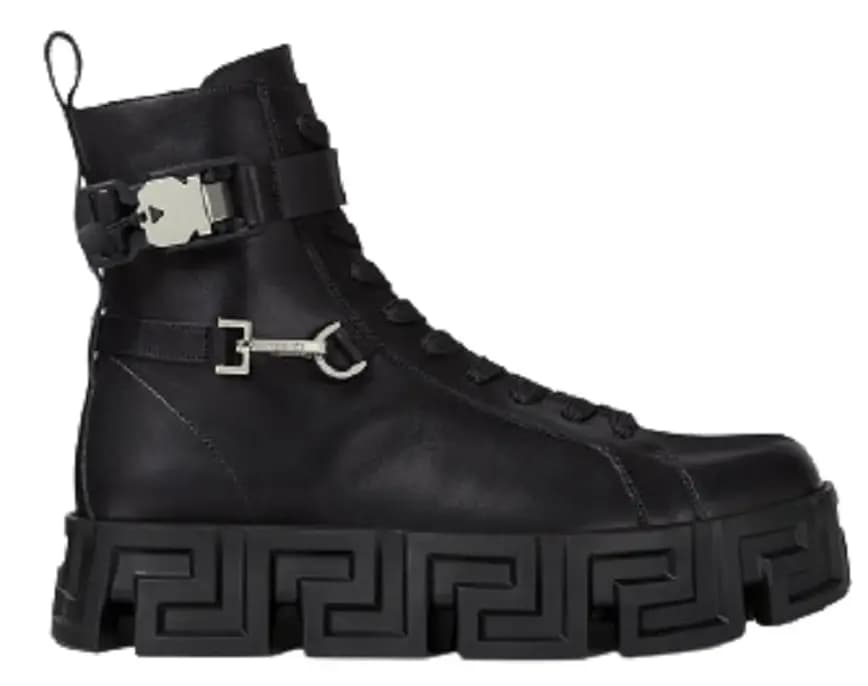 Giày Versace Greca Labyrinth Leather Boots Black 1000791-1A00633-1B00B Giày Versace Greca Labyrinth Leather Boots Black 1000791-1A00633-1B00B