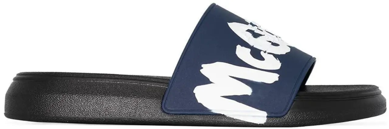 Dép Alexander Mcqueen Graffity Pool 'Black Navy' 682490-W4QS3-4478 — kich-thuoc: 42 Dép Alexander Mcqueen Graffity Pool 'Black Navy' 682490-W4QS3-4478 — kich-thuoc: 42