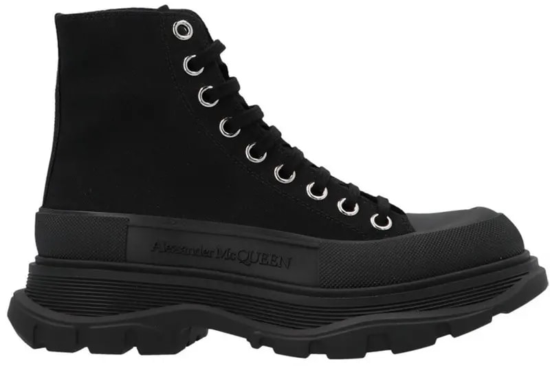 Giày Alexander McQueen Tread Slick Low Lace Up Boots Black 611706-W4MV2-1000 — kich-thuoc: 36 Giày Alexander McQueen Tread Slick Low Lace Up Boots Black 611706-W4MV2-1000 — kich-thuoc: 36