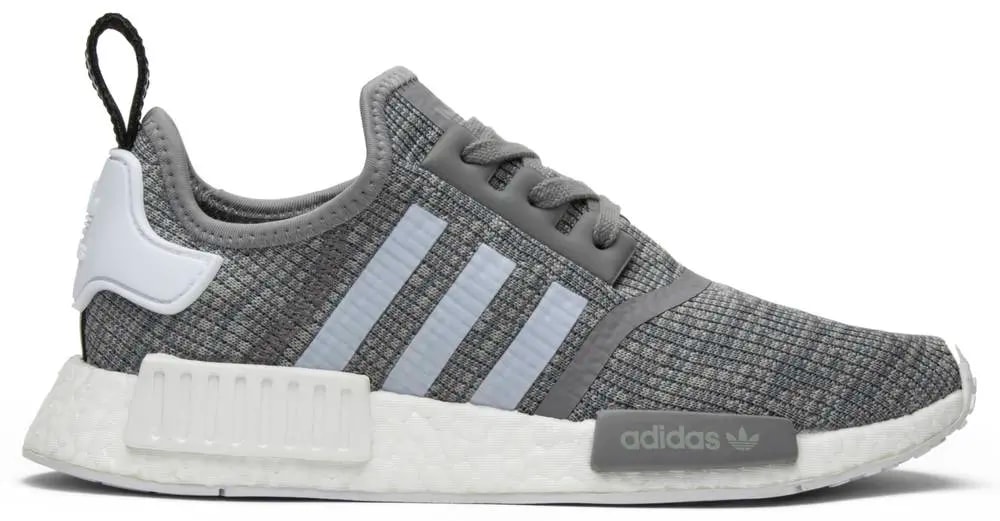 Giày Adidas NMD R1 'Glitch' BB2886 — kich-thuoc: lien-he-order Giày Adidas NMD R1 'Glitch' BB2886 — kich-thuoc: lien-he-order