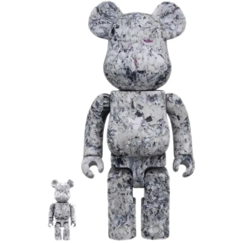 Mô Hình Bearbrick x Osbbat Rough Draft Mô Hình Bearbrick x Osbbat Rough Draft