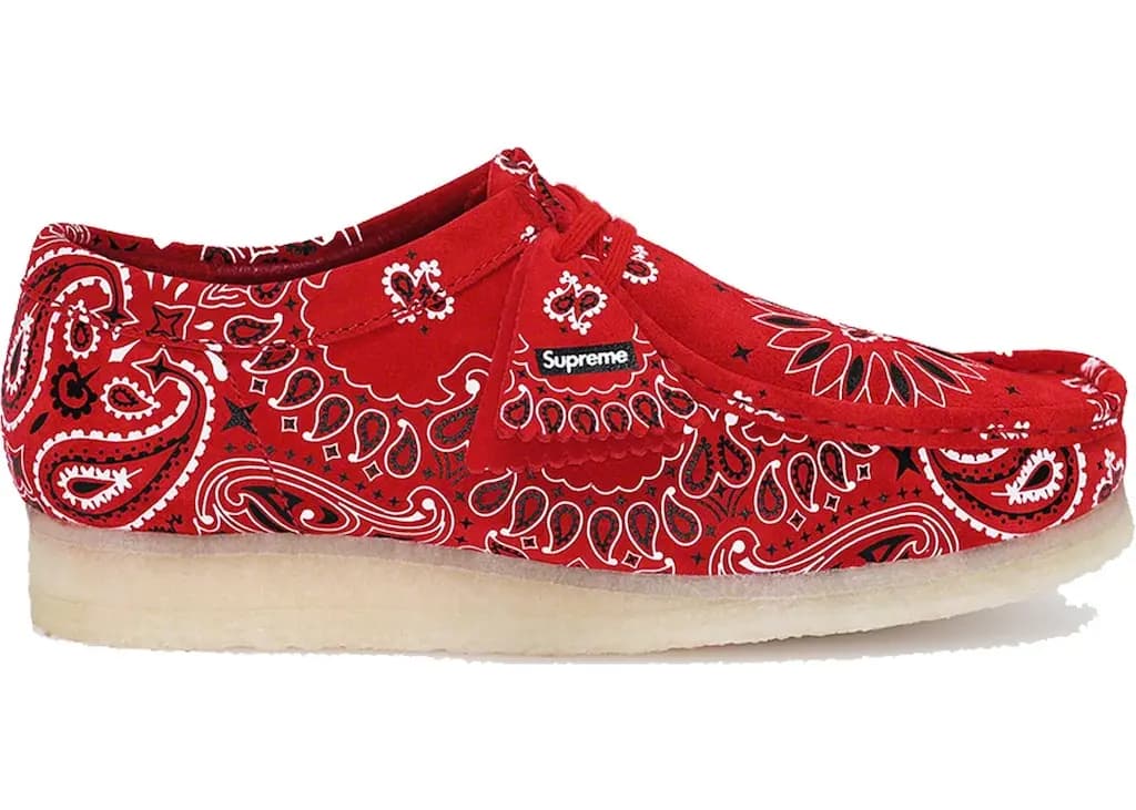 Giày Clarks x Supreme Wallabee Bandana 'Red' 261-42399 Giày Clarks x Supreme Wallabee Bandana 'Red' 261-42399