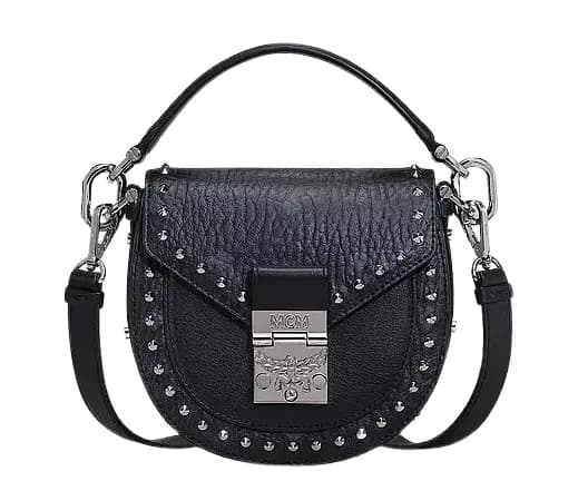 Túi MCM Patricia Shoulder Bag in Studded Outline Visetos MWSAAPA04BK001 Túi MCM Patricia Shoulder Bag in Studded Outline Visetos MWSAAPA04BK001