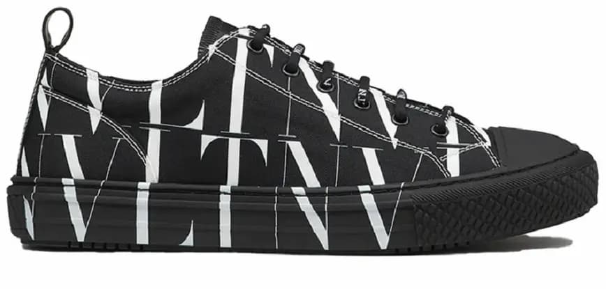 Giày Valentino Times Giggies Low-Top Fabric Sneaker UY2S0D57JKY0NI Giày Valentino Times Giggies Low-Top Fabric Sneaker UY2S0D57JKY0NI