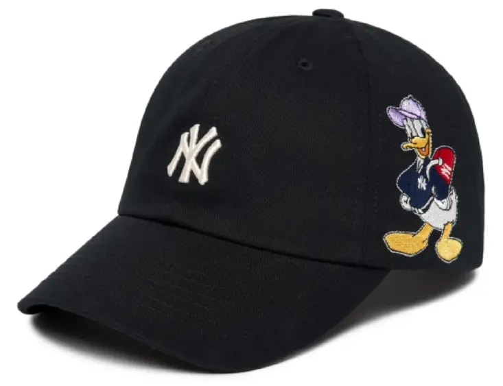 Mũ MLB x Disney Donald Duck Unstructured Ballcap NY 3ACPD011N-50BKS Mũ MLB x Disney Donald Duck Unstructured Ballcap NY 3ACPD011N-50BKS