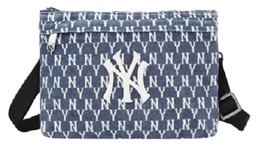 Túi MLB MONOGRAM Denim Sacoche Bag NEW YORK YANKEES 32BGDX111-50U Túi MLB MONOGRAM Denim Sacoche Bag NEW YORK YANKEES 32BGDX111-50U