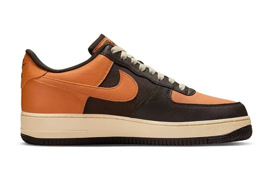 Giày Nike Air Force 1 Low Gore-Tex 'Brown Orange' DO2760-220 Giày Nike Air Force 1 Low Gore-Tex 'Brown Orange' DO2760-220