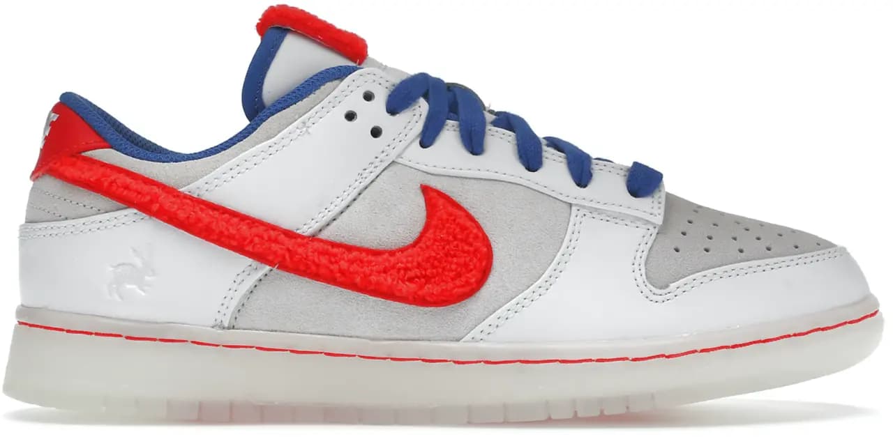 Giày Nike Dunk Low Retro Year of the Rabbit 'White Varsity Royal' FD4203-161 Giày Nike Dunk Low Retro Year of the Rabbit 'White Varsity Royal' FD4203-161