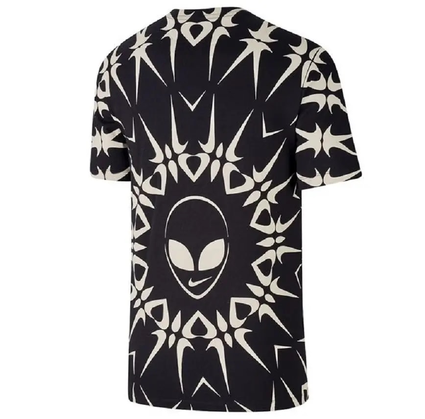 Áo Nike Alien Tee T-shirt Black Beige CT7051-010 — kich-thuoc: S Áo Nike Alien Tee T-shirt Black Beige CT7051-010 — kich-thuoc: S