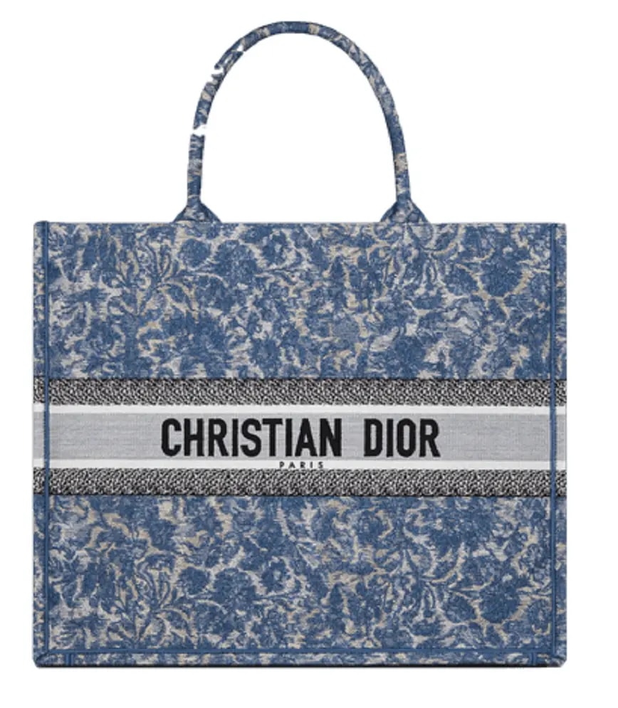 Túi Dior Book Tote Large 'Blue Brocart Embroidery' M1286ZRXR-M49E — kich-thuoc: 42-cm-x-35-cm-x-18-5-cm Túi Dior Book Tote Large 'Blue Brocart Embroidery' M1286ZRXR-M49E — kich-thuoc: 42-cm-x-35-cm-x-18-5-cm