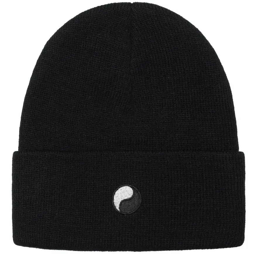 Mũ Stussy x Our Legacy Work Shop Yin Yang Beanie 'Black' — kich-thuoc: 1-size Mũ Stussy x Our Legacy Work Shop Yin Yang Beanie 'Black' — kich-thuoc: 1-size