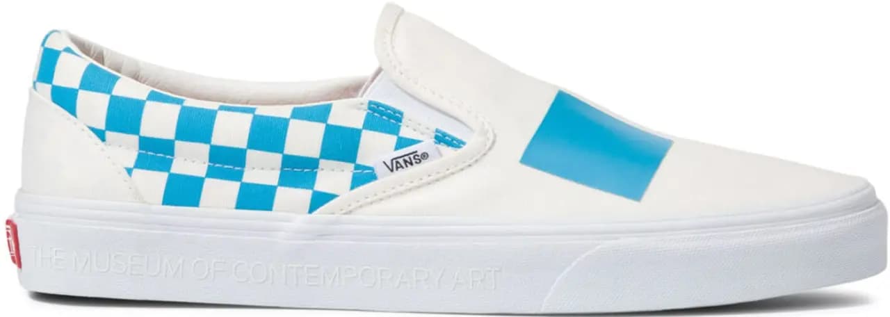 Giày Vans Classic Slip-On MOCA Logo VN000XG88MY Giày Vans Classic Slip-On MOCA Logo VN000XG88MY