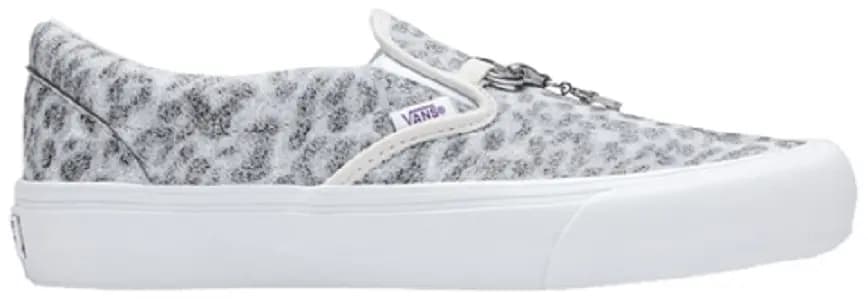Giày Vans Needles x Vault Classic Slip-On V 'Animal Print White' VN0A3QXY2GT Giày Vans Needles x Vault Classic Slip-On V 'Animal Print White' VN0A3QXY2GT