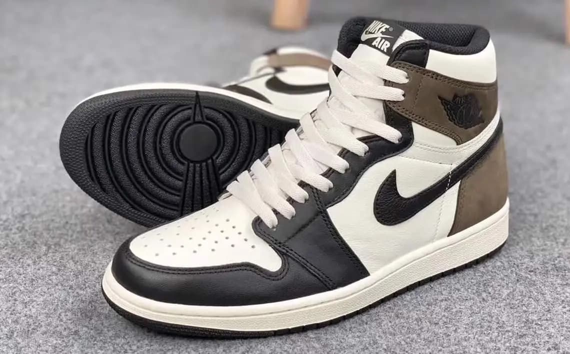 Air Jordan 1 High "Dark Mocha" có thể thay thế Air Jordan 1 Travis Scott? Air Jordan 1 High "Dark Mocha" có thể thay thế Air Jordan 1 Travis Scott?