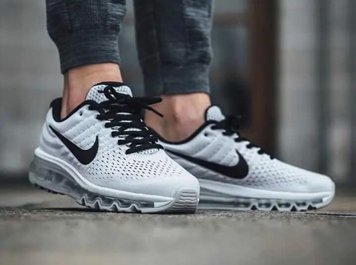 Nike Air Max 2017 có đáng mua hay không? Những điều bạn cần biết Nike Air Max 2017 có đáng mua hay không? Những điều bạn cần biết