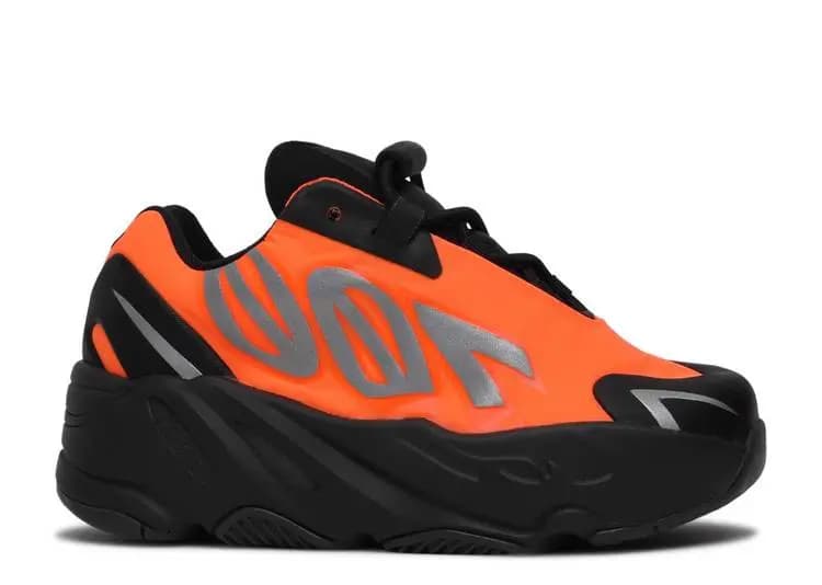 YEEZY BOOST 700, cái tên chưa bao giờ hết hot YEEZY BOOST 700, cái tên chưa bao giờ hết hot