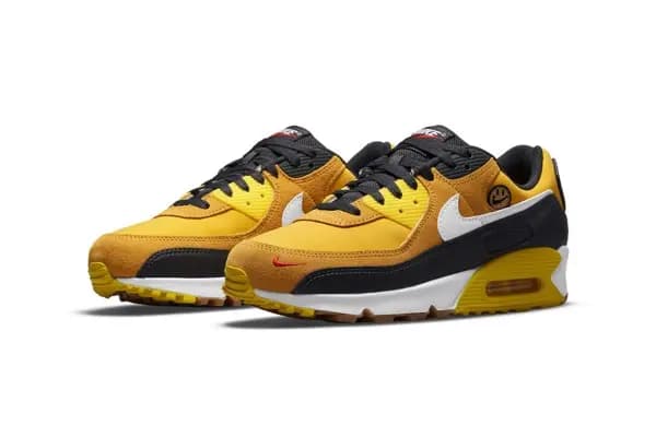 Nike Readies Air Max 90 cho Bộ sưu tập "Go The Extra Smile" Nike Readies Air Max 90 cho Bộ sưu tập "Go The Extra Smile"