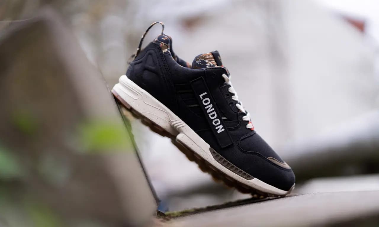 ZX8000 “Out There" - cảm hứng quân đội đầy mạnh mẽ ZX8000 “Out There" - cảm hứng quân đội đầy mạnh mẽ