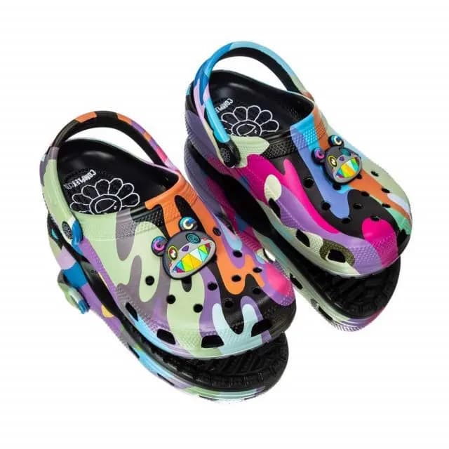 Mùa mưa đến rồi mà giá của một đôi Crocs những $999 Mùa mưa đến rồi mà giá của một đôi Crocs những $999