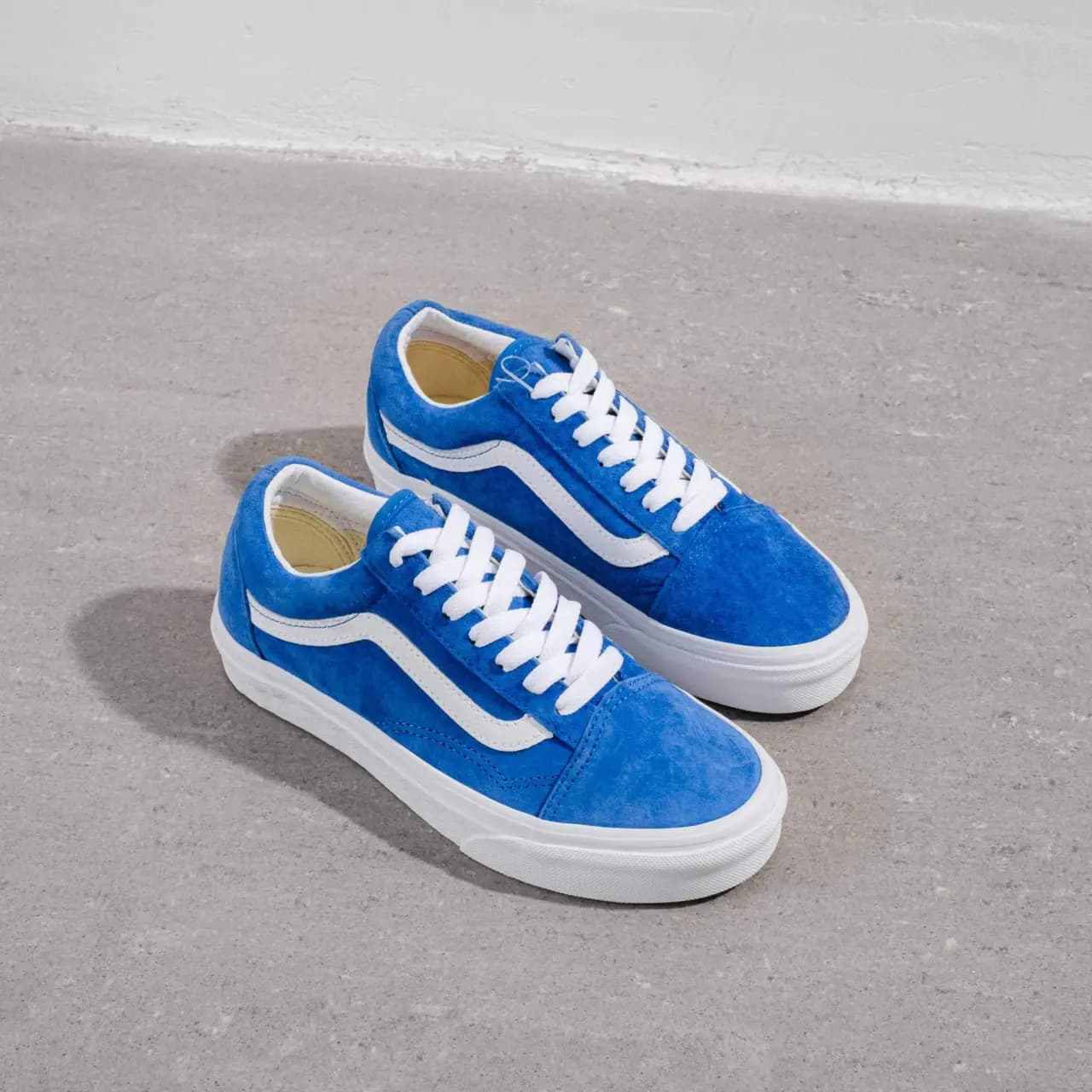 Giày Vans Old Skool da lộn có những đột phá mới nào? Giày Vans Old Skool da lộn có những đột phá mới nào?