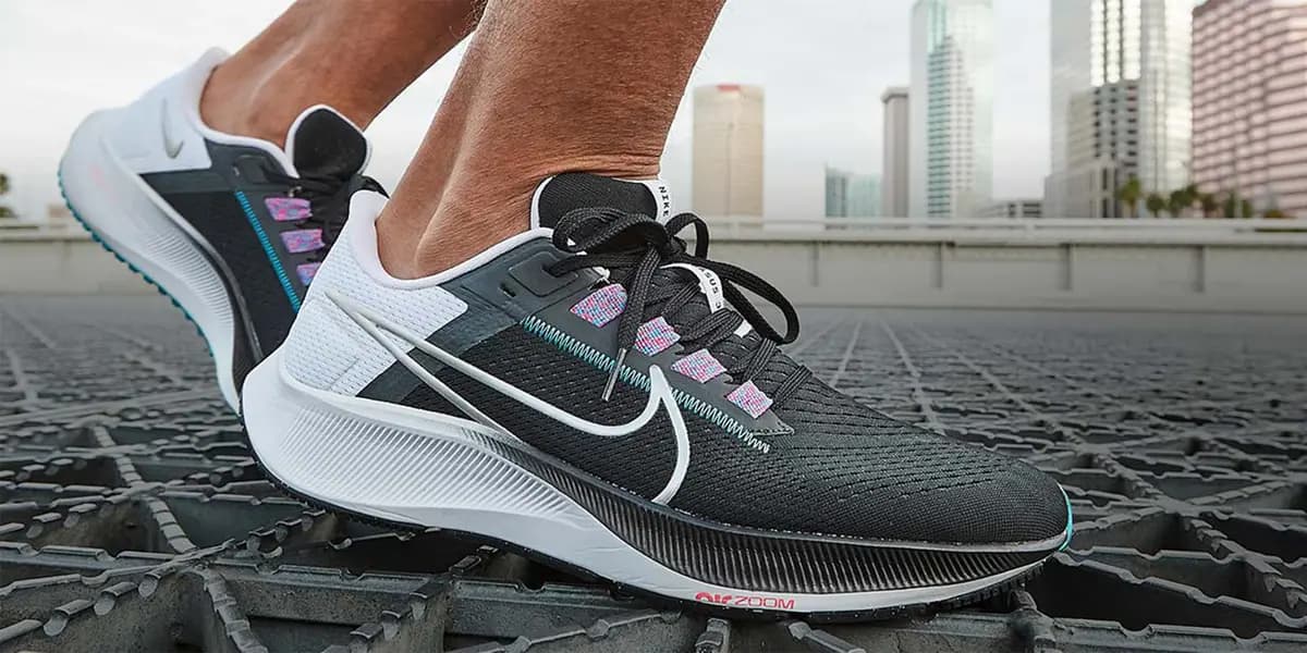 Phối màu của Nike Air Zoom Pegasus 38 được lấy cảm hứng từ cuộc thi Marathon Berlin Phối màu của Nike Air Zoom Pegasus 38 được lấy cảm hứng từ cuộc thi Marathon Berlin