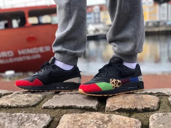 Đập hộp Nike Air Max 1 “Master” Đập hộp Nike Air Max 1 “Master”