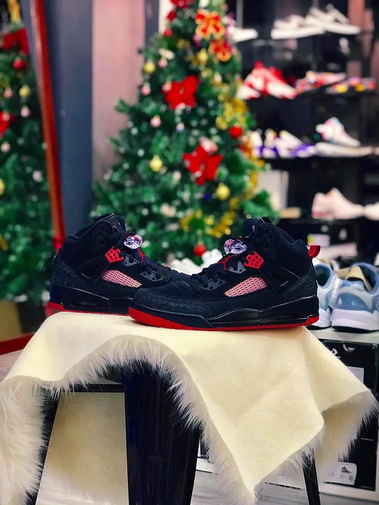 Air Jordan Spizike - bí ẩn phía sau đứa con lai Air Jordan Spizike - bí ẩn phía sau đứa con lai