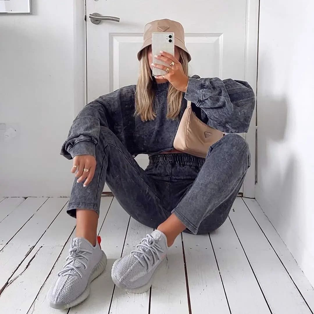 Yeezy và Yeezy 350 được tạo ra như thế nào? Yeezy và Yeezy 350 được tạo ra như thế nào?