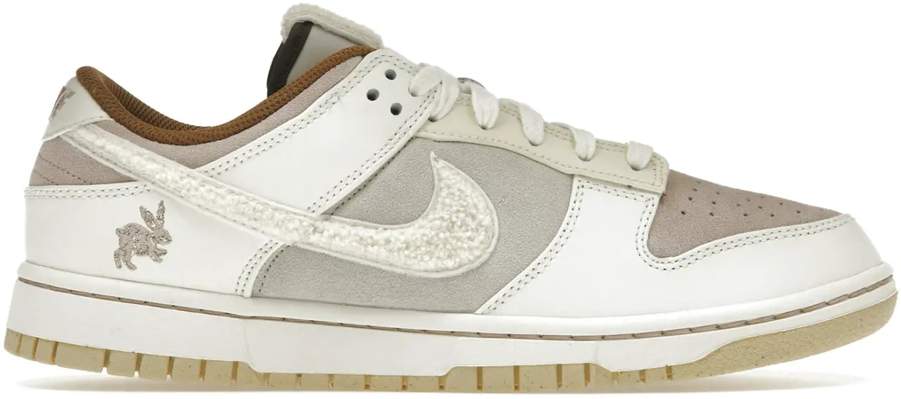 Giày Nike Dunk Low 'Year Of The Rabbit' FD4203-211 — kich-thuoc: 42 Giày Nike Dunk Low 'Year Of The Rabbit' FD4203-211 — kich-thuoc: 42