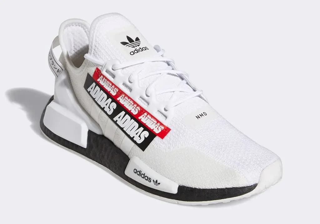 Adidas NMD R1 V2 ra mắt phiên bản mới cực độc đáo và lạ lùng nhưng lại vô cùng bắt mắt Adidas NMD R1 V2 ra mắt phiên bản mới cực độc đáo và lạ lùng nhưng lại vô cùng bắt mắt