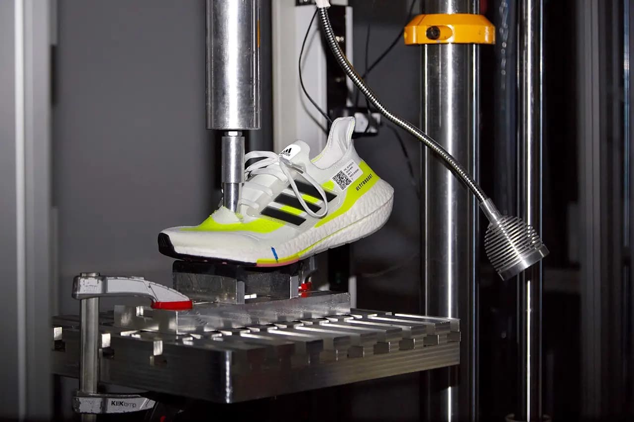 Những điều bạn cần biết trước khi sở hữu một đôi Adidas Ultraboost 21 Những điều bạn cần biết trước khi sở hữu một đôi Adidas Ultraboost 21