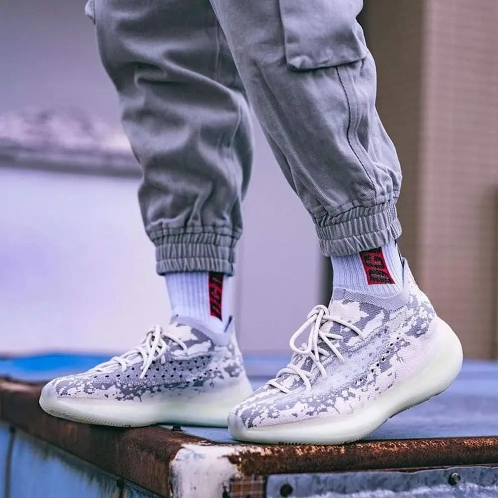 adidas Yeezy 380 - thể thao, hiện đại và cá tính adidas Yeezy 380 - thể thao, hiện đại và cá tính