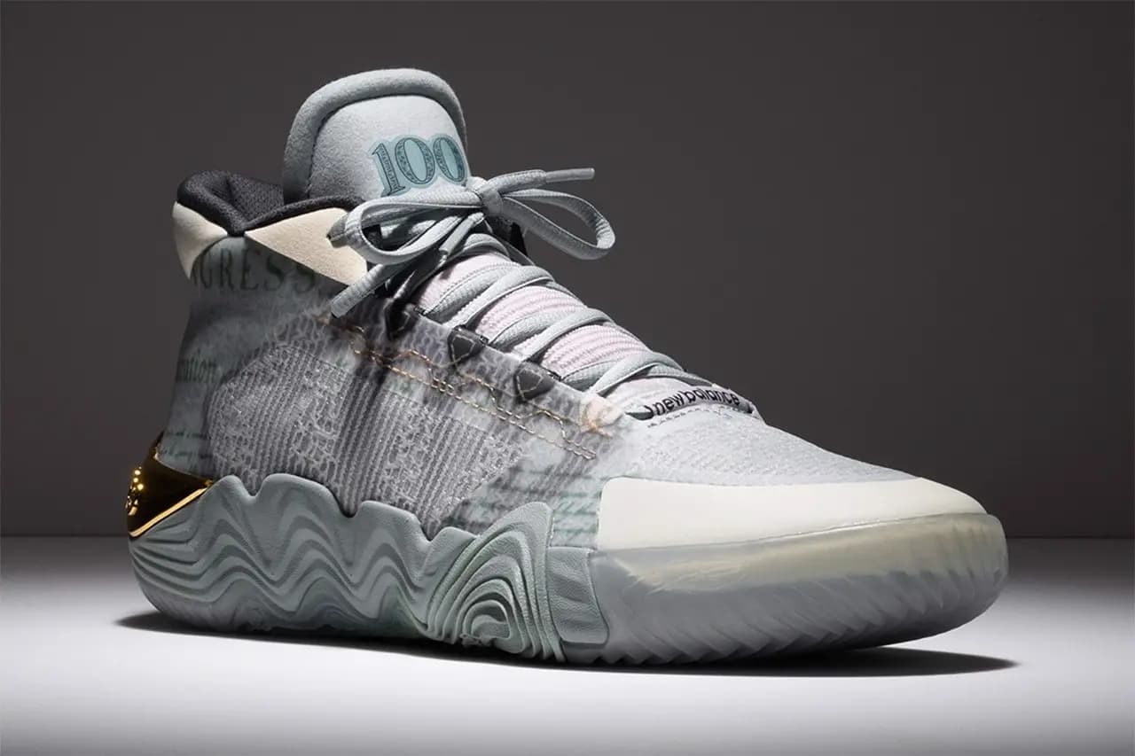 Phiên bản New Balance KAWHI 2 "New Money" đã chính thức được ra mắt Phiên bản New Balance KAWHI 2 "New Money" đã chính thức được ra mắt