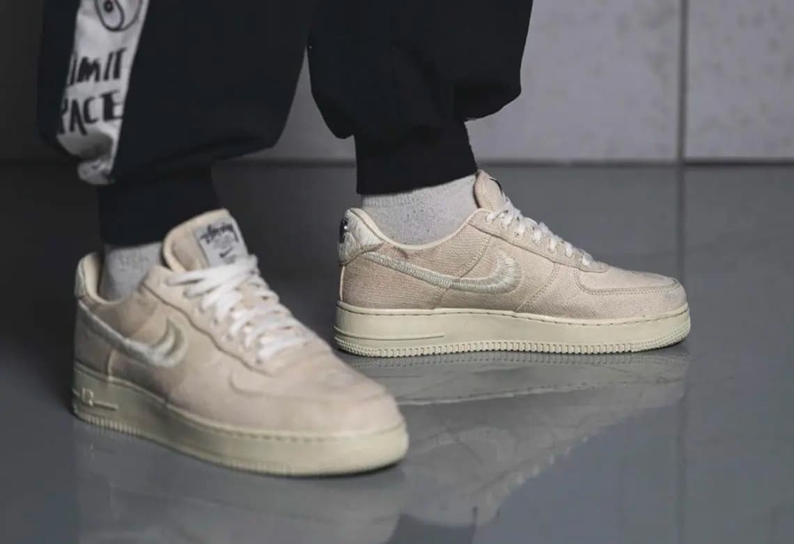 Stüssy x Nike Air Force 1 Mid sẽ được phát hành trong năm 2022 Stüssy x Nike Air Force 1 Mid sẽ được phát hành trong năm 2022
