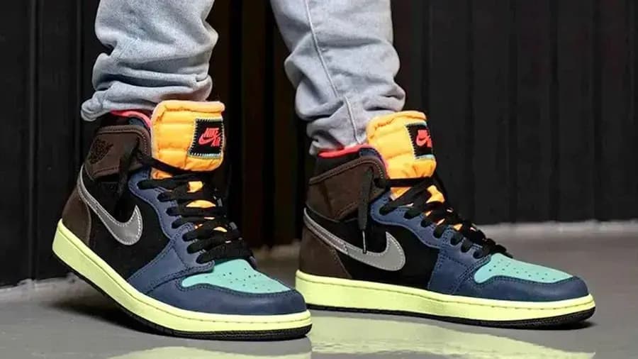 Air Jordan 1 High OG "Bio Hack" - Hình ảnh mới nhất của siêu phẩm có một không hai Air Jordan 1 High OG "Bio Hack" - Hình ảnh mới nhất của siêu phẩm có một không hai