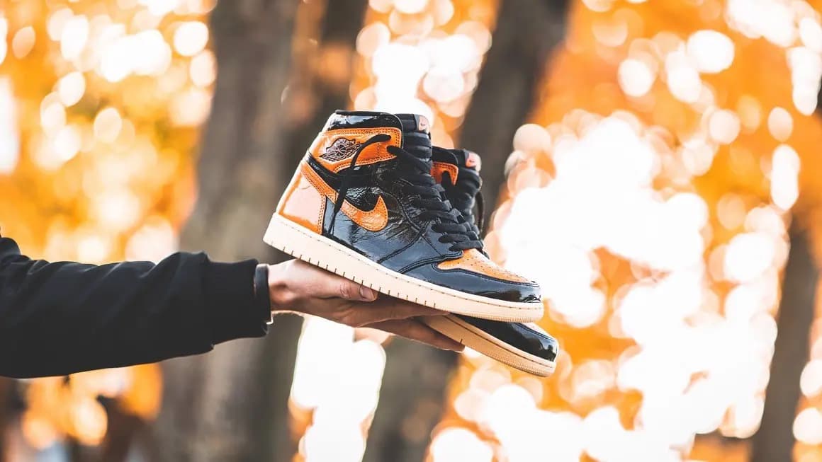 Review chi tiết về Air Jordan 1 High và cú Dunk lịch sử Review chi tiết về Air Jordan 1 High và cú Dunk lịch sử