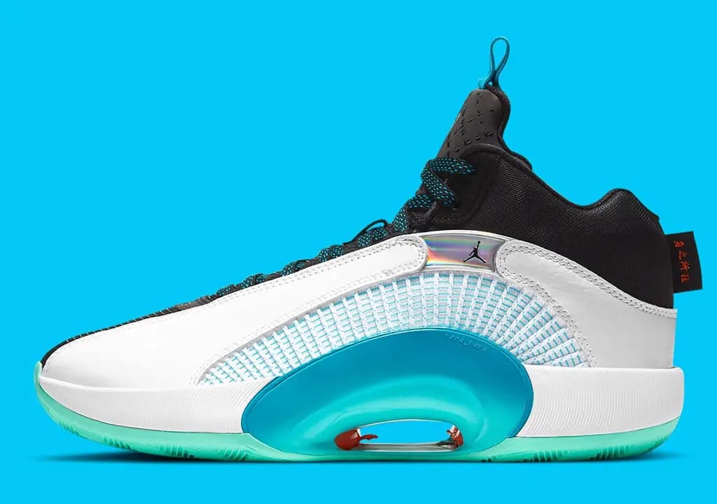Nóng hổi những hình ảnh đầu tiên của Air Jordan 35 “Morpho” Nóng hổi những hình ảnh đầu tiên của Air Jordan 35 “Morpho”