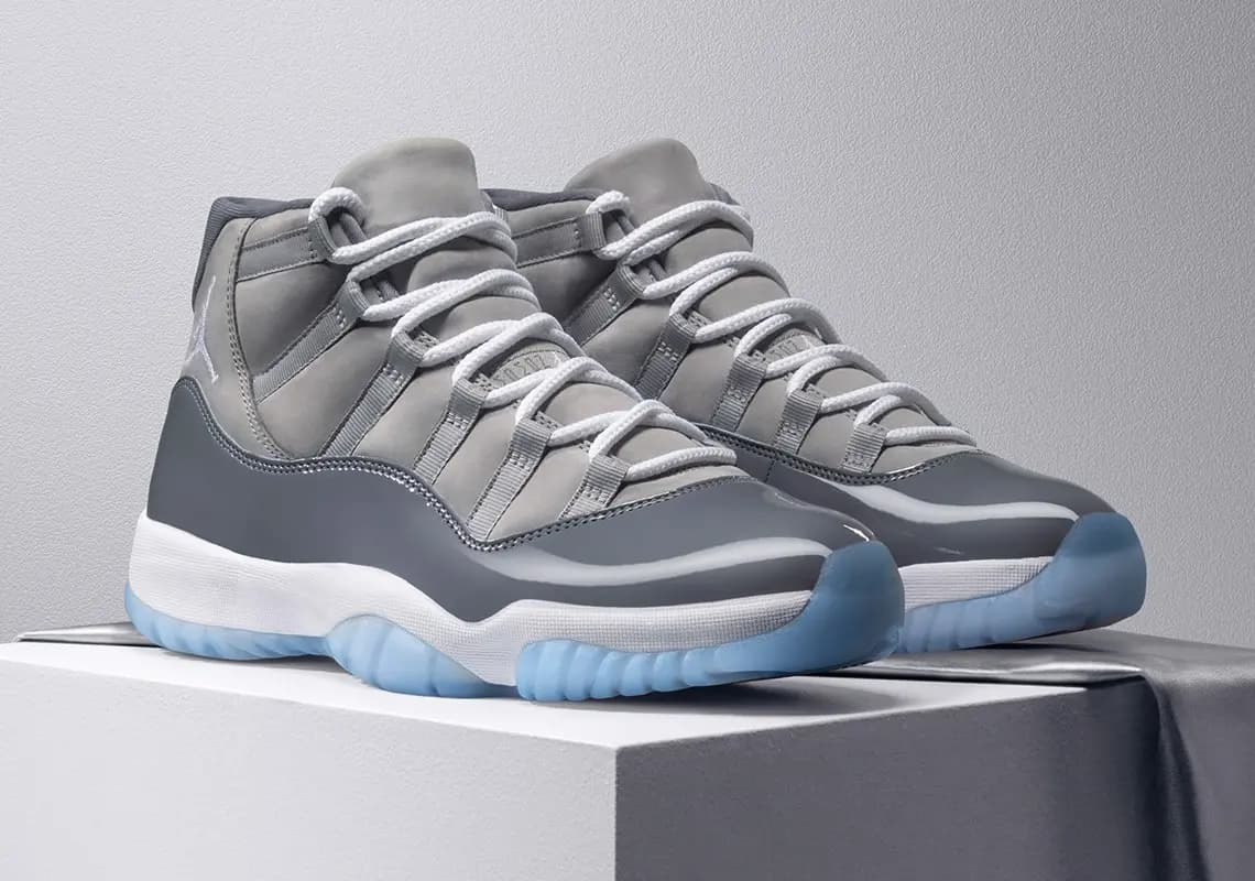 Review giày: Air Jordan 11 "Cool Grey" - xám nhưng không hề nhàm chán Review giày: Air Jordan 11 "Cool Grey" - xám nhưng không hề nhàm chán