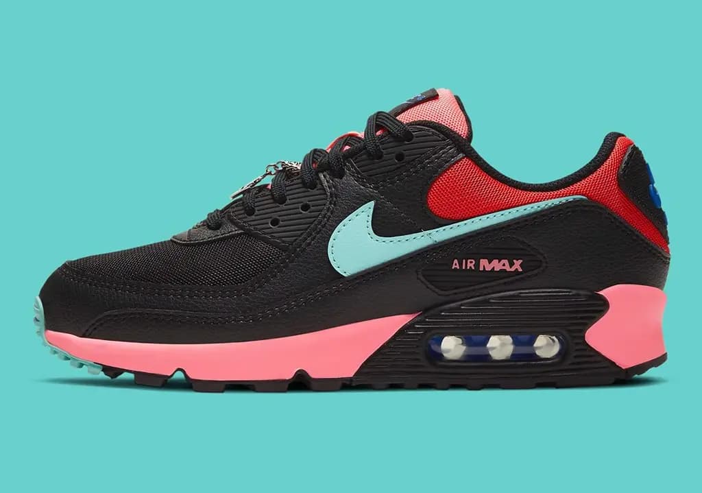 Nike mang đến bản collab ấn tượng của Air Max 90 Miami Vice Colors cùng với Silver Chain Link Nike mang đến bản collab ấn tượng của Air Max 90 Miami Vice Colors cùng với Silver Chain Link