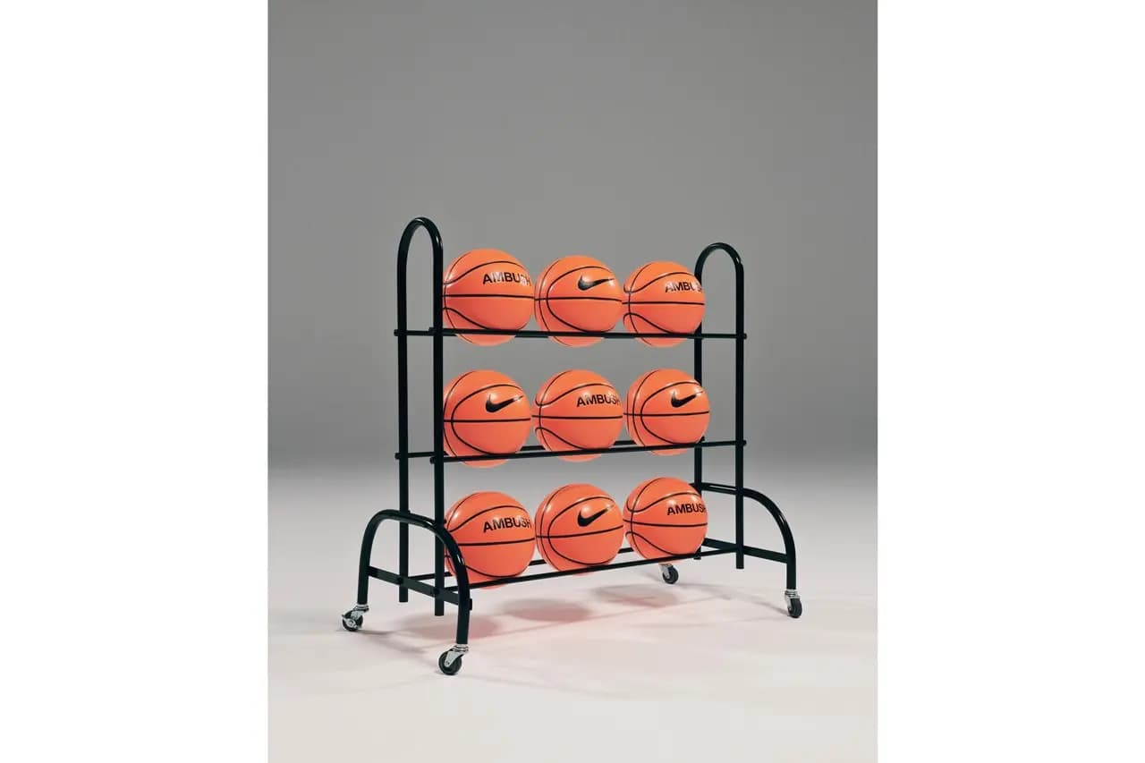 AMBUSH chào đón văn hóa bóng rổ với Nike NBA Capsule mới AMBUSH chào đón văn hóa bóng rổ với Nike NBA Capsule mới