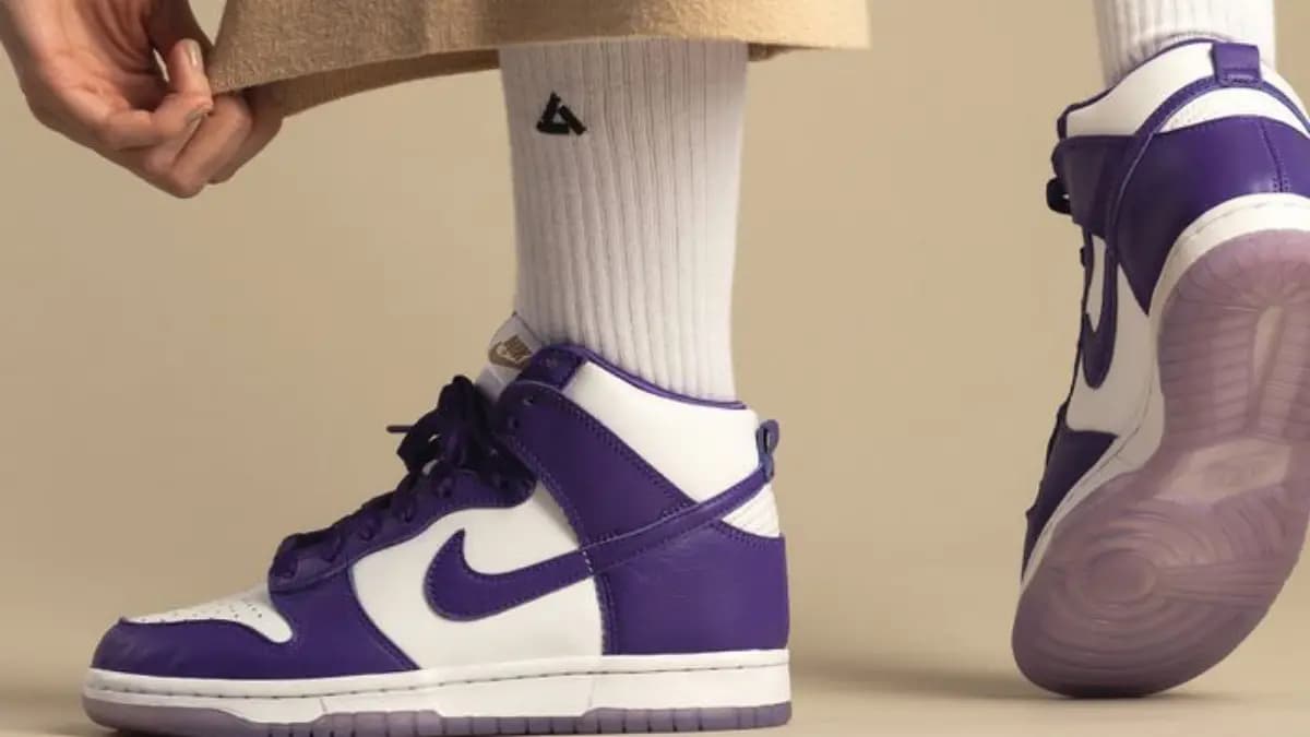 Nike bổ sung hai phối màu mới vào bộ sưu tập "Acid Wash" Dunk High 1985 Nike bổ sung hai phối màu mới vào bộ sưu tập "Acid Wash" Dunk High 1985