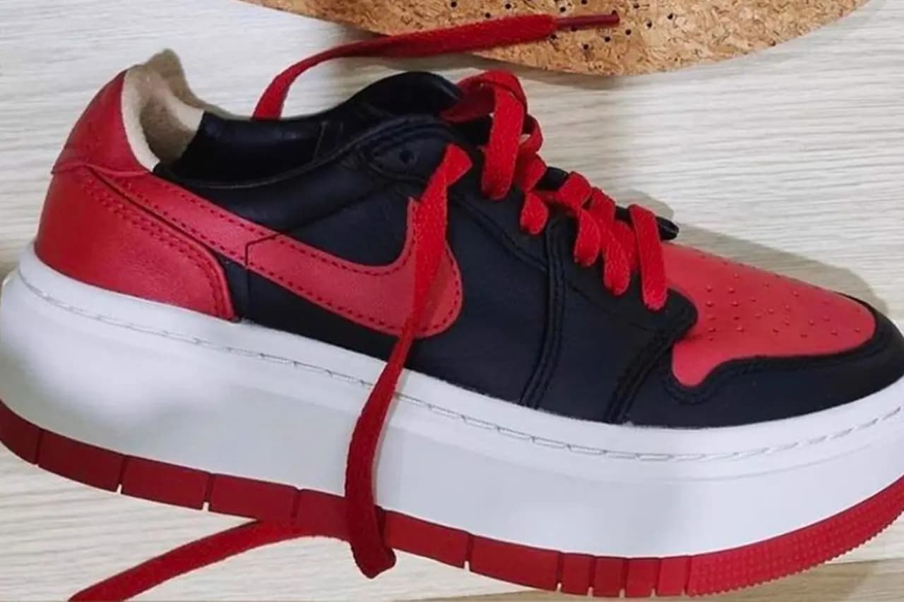 Những hình ảnh đầu tiên về phiên bản Air Jordan 1 LV8D Elavated "Bred" Những hình ảnh đầu tiên về phiên bản Air Jordan 1 LV8D Elavated "Bred"