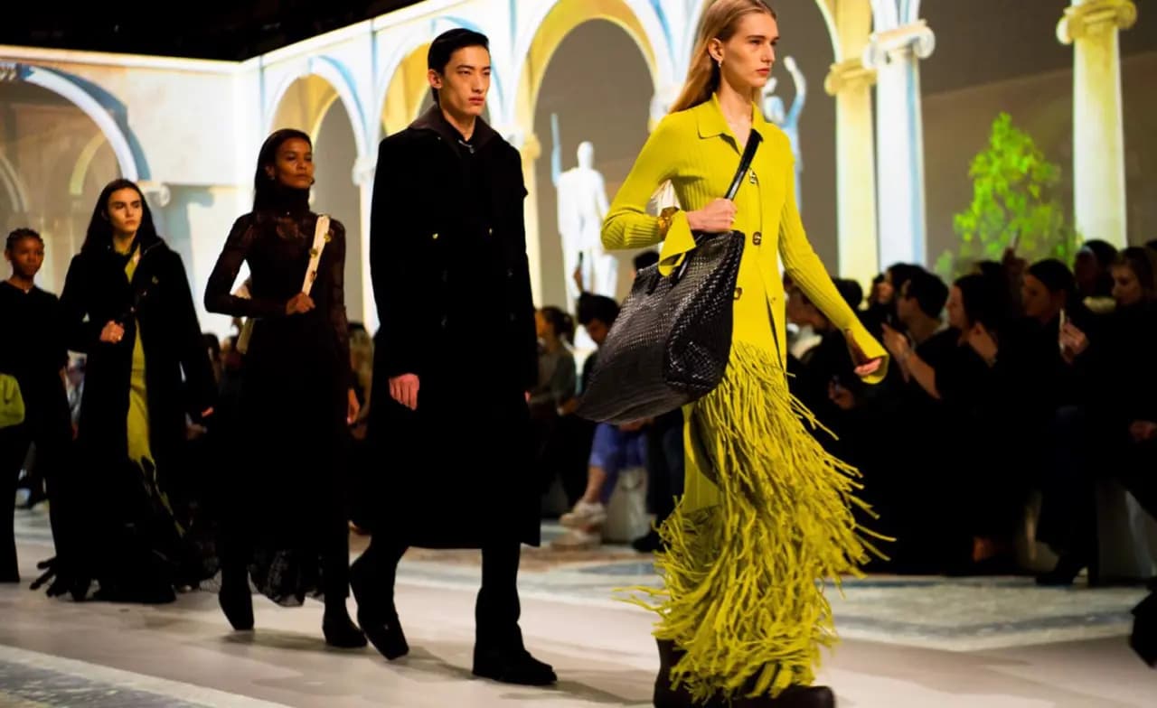 Lịch sử Bottega Veneta - Cánh chim kiểu hãnh xứ Veneto Lịch sử Bottega Veneta - Cánh chim kiểu hãnh xứ Veneto